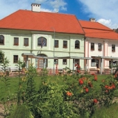 MESTO JELŠAVA: Zrekonštruované budovy v pamiatkovej zóne - Mestské múzeum a Osvetové centrum vyšehradskej kultúry Jelšava a Komunitné centrum Jelšava