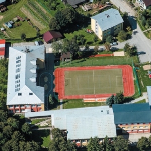 OBEC ZUBROHLAVA: Základná škola s Materskou školou