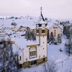 OBEC NOVOŤ: kostol