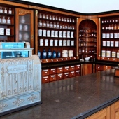VLASTIVEDNÉ MÚZEUM V GALANTE - MÚZEUM ROKA 2014: Expozícia Lekáreň