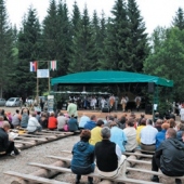 OBEC SIHELNÉ: Folklórne slávnosti