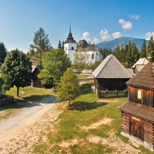 ŽILINSKÝ TURISTICKÝ KRAJ: Múzeum liptovskej dediny Pribylina, Foto: Marek Hajkovský, Šimon Trnka, archív KOCR ŽTK a jej členov, archív Považského múzea
