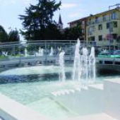 MESTO SENEC: -