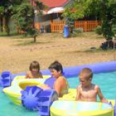 MESTO SENEC: -