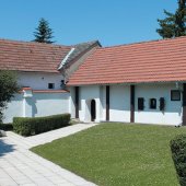 OBEC BORSKÝ MIKULÁŠ: Rodný dom Jána Hollého