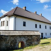 KAŠTIEĽ RADOĽA: Kaštieľ Radoľa
