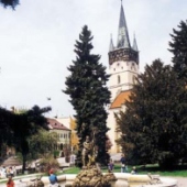 MESTO PREŠOV: Kostol sv. Mikuláša, v popredí Neptúnova fontána
