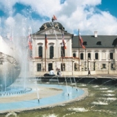 Bratislava - LITTLE BIG CITY: -