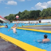 MESTO TURČIANSKE TEPLICE: Kúpalisko