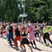 MESTO TURČIANSKE TEPLICE: Zumba Party Cubano